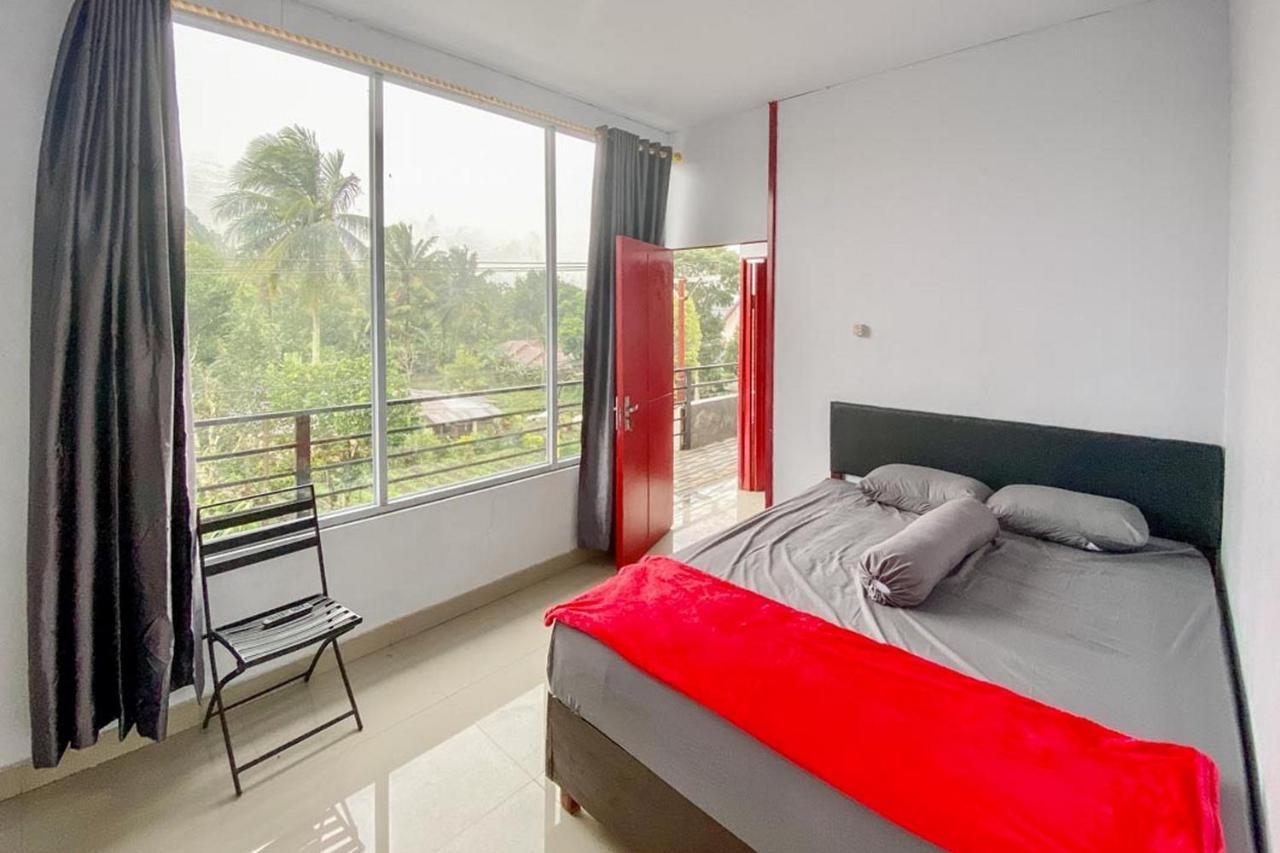 Sky Residence Tomohon Mitra Reddoorz ภายนอก รูปภาพ